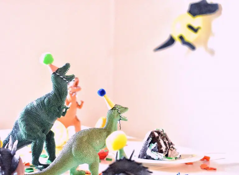 joyce-adams-Dinosaur for kids